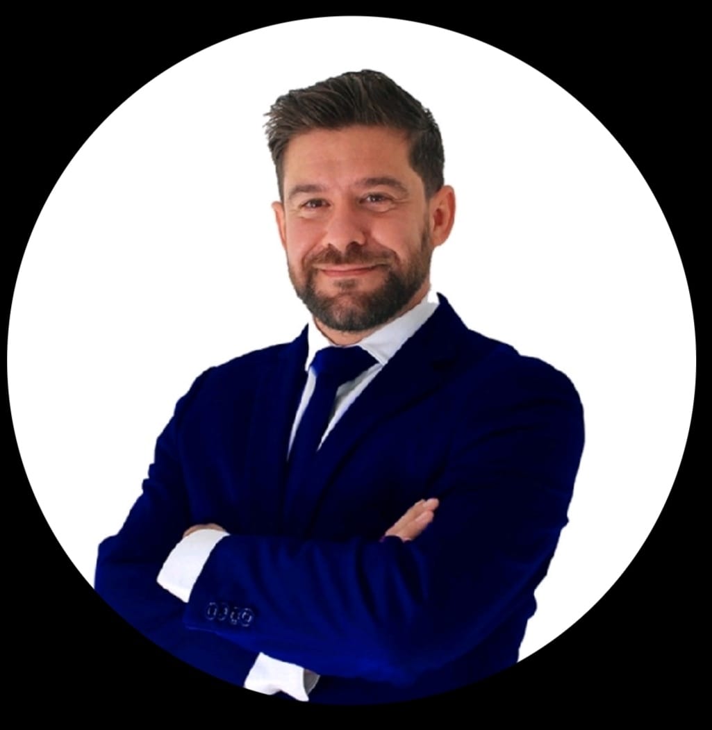 Alberto Prieto, asesor financiero de Seraser especializado en hipotecas y planificación económica en Vigo